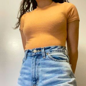 soft cropped t-shirt